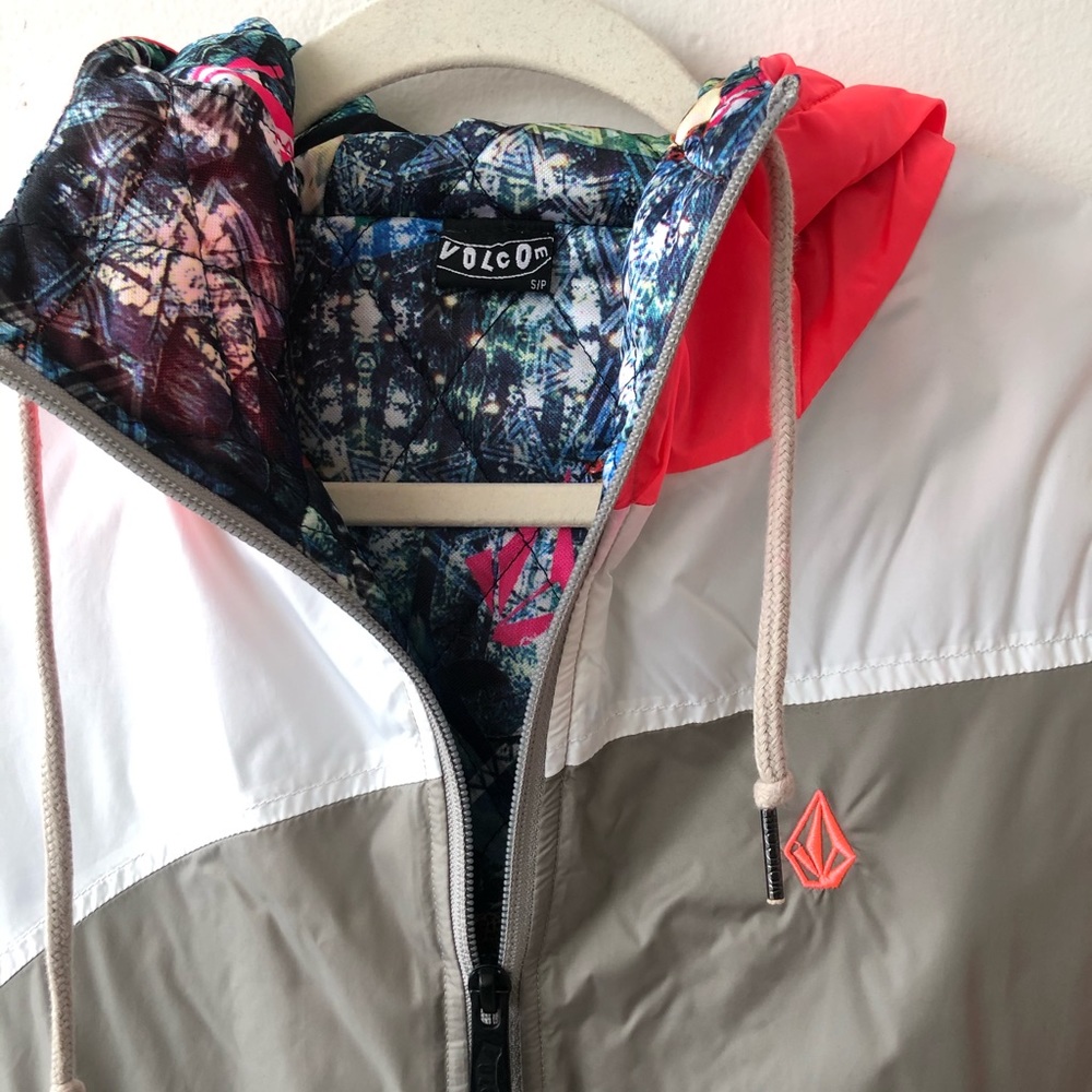 Color Block Windbreaker - Picture 2 of 4